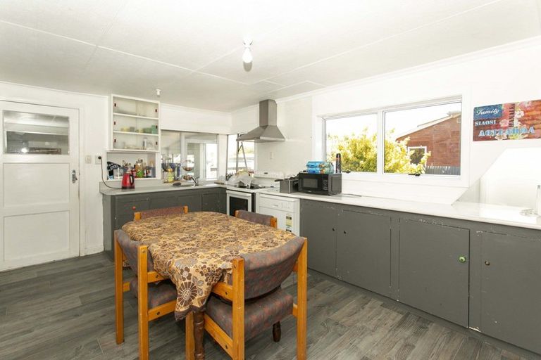 Photo of property in 154 Victoria Street, Ashburton, 7700