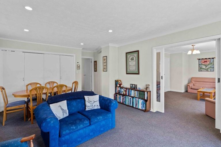 Photo of property in 32 Cruickshank Crescent, Rosedale, Invercargill, 9810