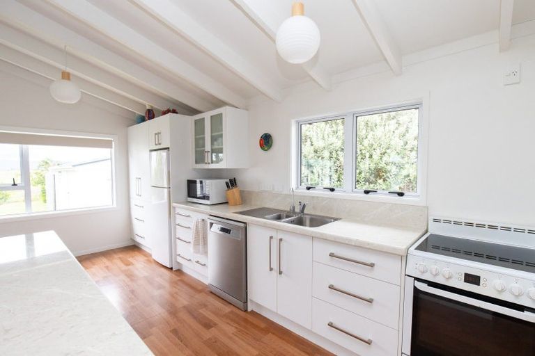 Photo of property in 26 Mahana Road, Ngatea, 3503