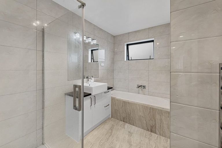 Photo of property in 49 Matata Drive, Takanini, 2112