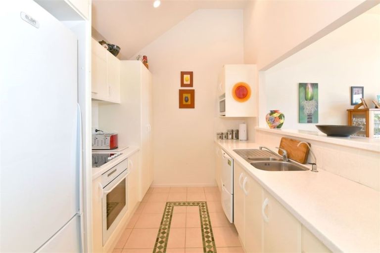 Photo of property in 24n Harbour Village Drive, Gulf Harbour, Whangaparaoa, 0930