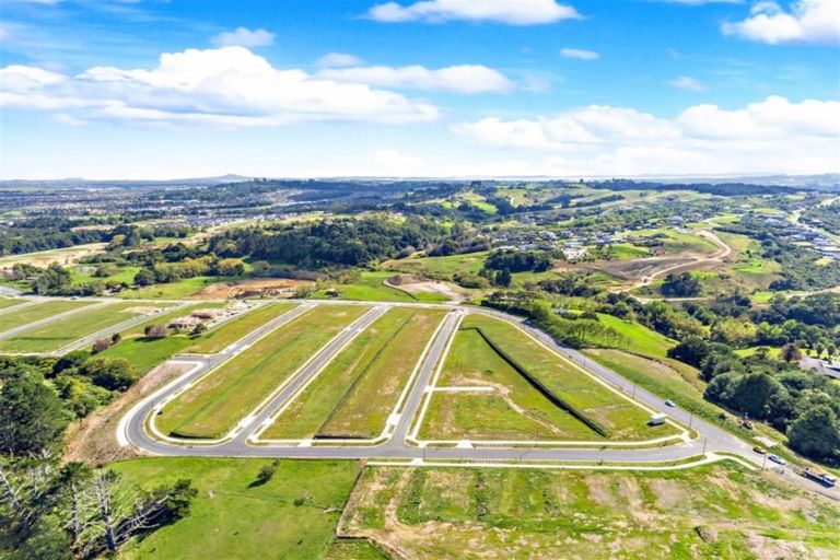 Photo of property in 51 Matahae Drive, Flat Bush, Auckland, 2019