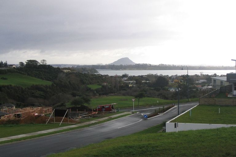 Photo of property in 27 Greenvale Place, Welcome Bay, Tauranga, 3112