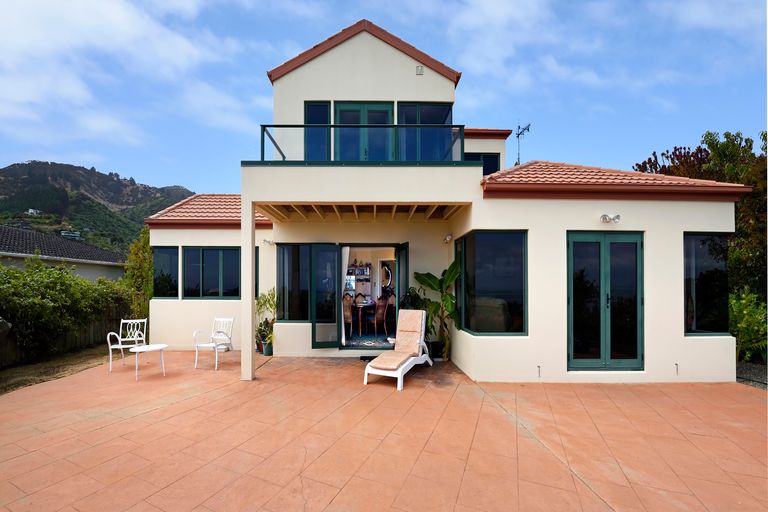 Photo of property in 10 Matuku Place, Atawhai, Nelson, 7010