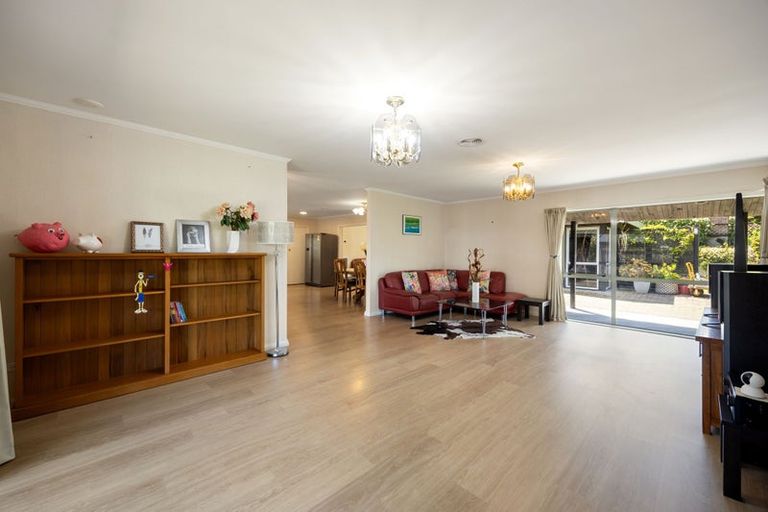 Photo of property in 38 Ashley Street, St Andrews, Hamilton, 3200