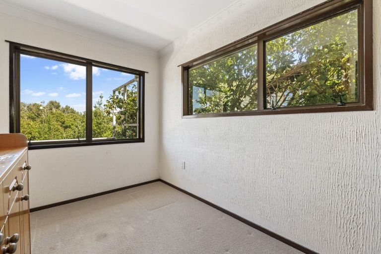 Photo of property in 1277 Whangaparaoa Road, Gulf Harbour, Whangaparaoa, 0930