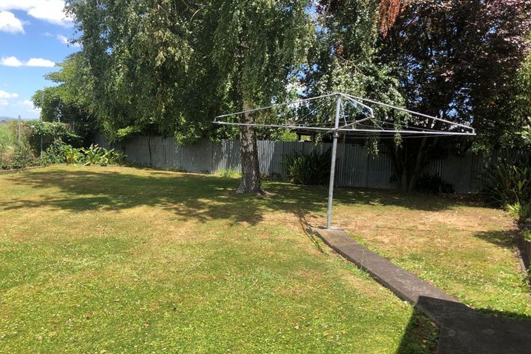 Photo of property in 48 Botanical Road, Takaro, Palmerston North, 4412