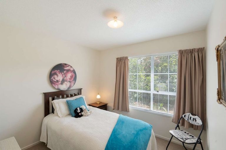 Photo of property in 248 Queenspark Drive, Parklands, Christchurch, 8083