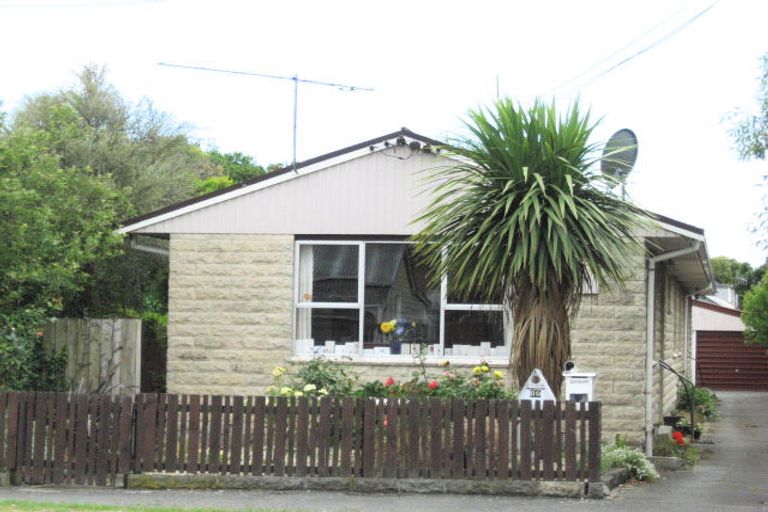 Photo of property in 1/69 Wiggins Street, Sumner, Christchurch, 8081