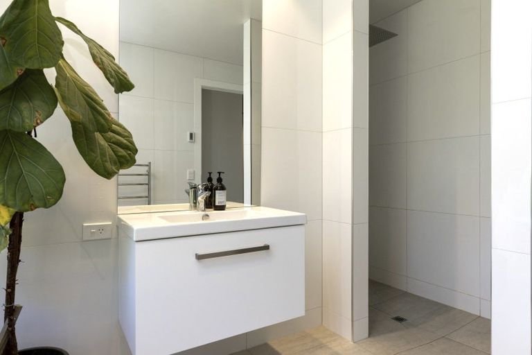 Photo of property in 35 Locheagles Rise, Kinloch, Taupo, 3377