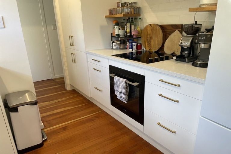 Photo of property in 341 Ruahine Street, Terrace End, Palmerston North, 4410