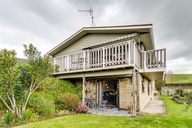 Photo of property in 977 Puketapu Road, Puketapu, Napier, 4182