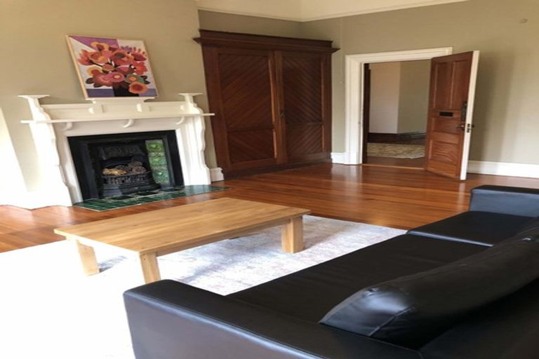 Photo of property in Claremont House, 24 Melrose Street, Roslyn, Dunedin, 9010