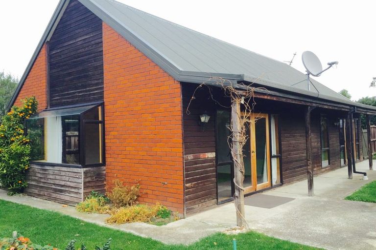 Photo of property in 104 Forfar Street, St Albans, Christchurch, 8014