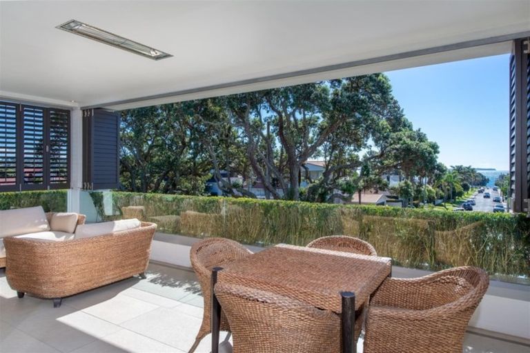 Photo of property in 2/70 Kitchener Road, Milford, Auckland, 0620