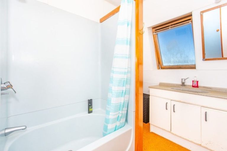 Photo of property in 299 Okete Road, Raglan, 3295