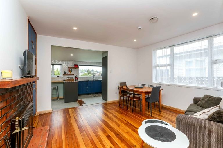 Photo of property in 12 Ngaio Street, Strandon, New Plymouth, 4312