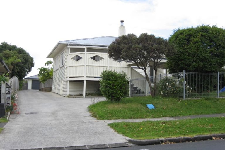 Photo of property in 110 Victoria Street West, Pukekohe, 2120