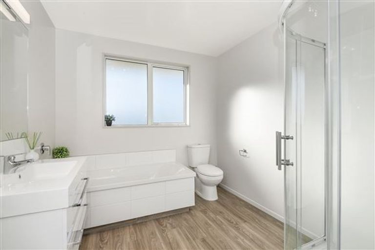 Photo of property in 4 Kingsbridge West, Burwood, Christchurch, 8083