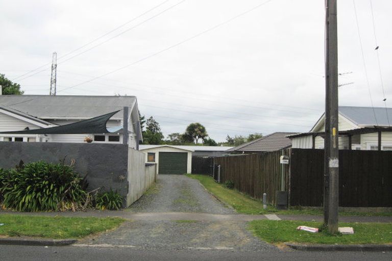 Photo of property in 1/14 Graham Road, Conifer Grove, Takanini, 2112