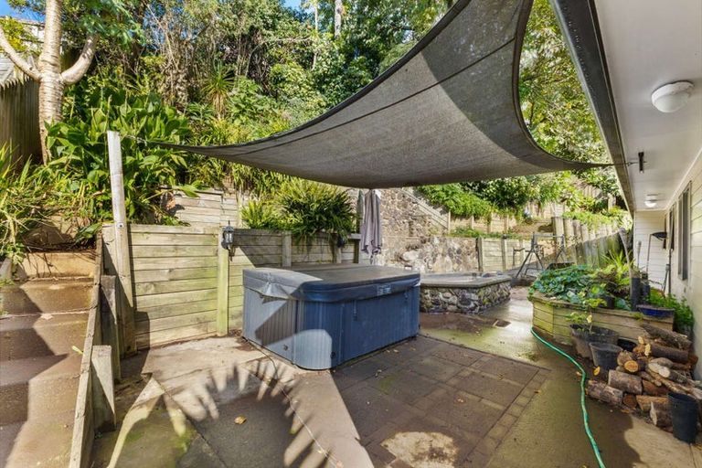 Photo of property in 7 Waterloo Place, Westown, New Plymouth, 4310