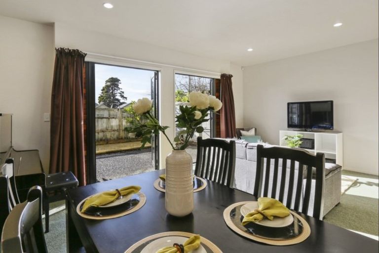 Photo of property in 27/11 The Avenue, Albany, Auckland, 0632