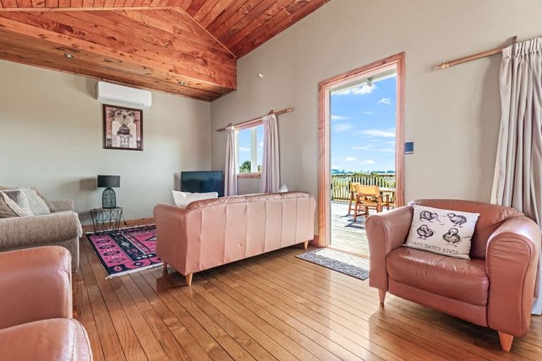 Photo of property in 225 Turkey Flat Road, Te Kopuru, 0391