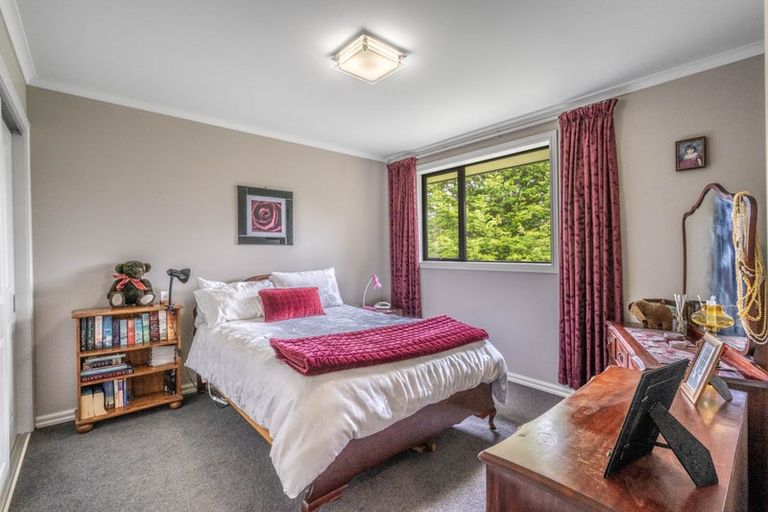 Photo of property in 12 Wilcox Road, Seaward Bush, Invercargill, 9871