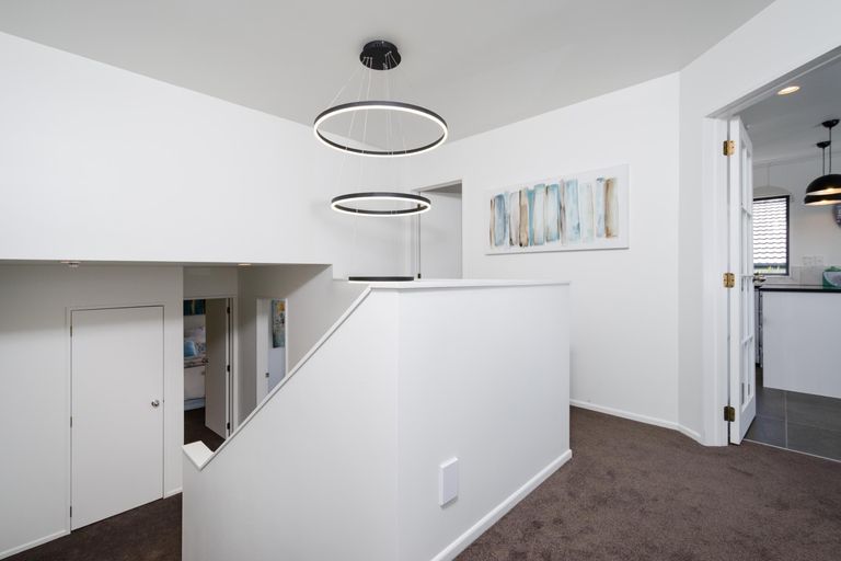 Photo of property in 14 Lesa Annis Place, Henderson, Auckland, 0612