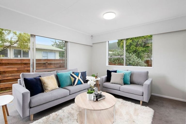 Photo of property in 272 Wellington Road, Wainuiomata, Lower Hutt, 5014