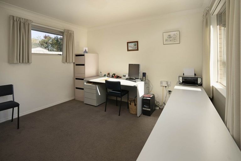 Photo of property in 15 Arbor-lea Avenue, Richmond, 7020