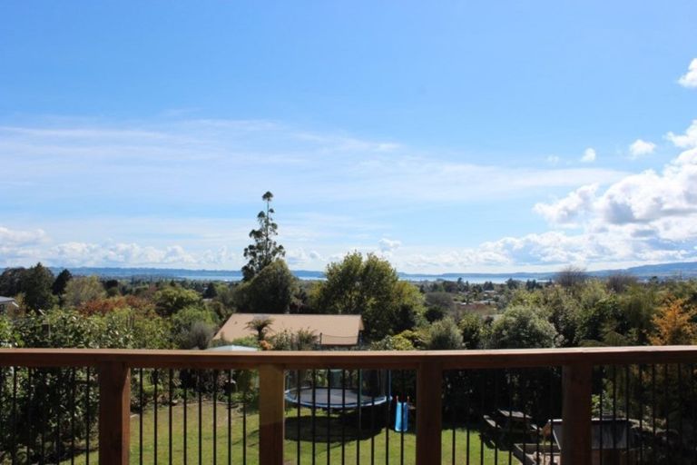 Photo of property in 29 Wychwood Crescent, Springfield, Rotorua, 3015