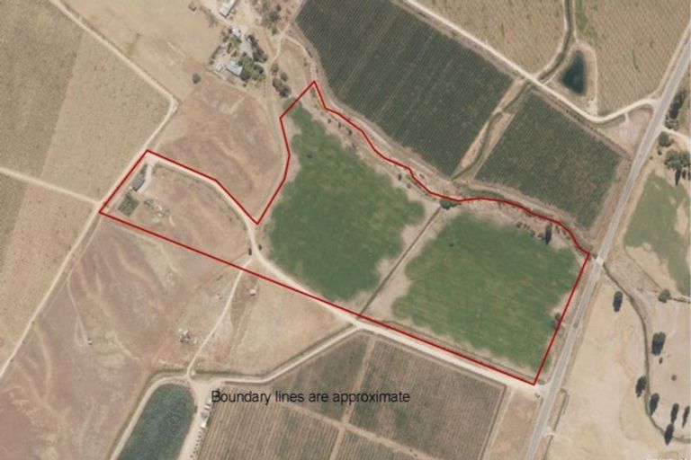 Photo of property in 1003 Luggate-cromwell Road, Mount Pisa, Cromwell, 9383