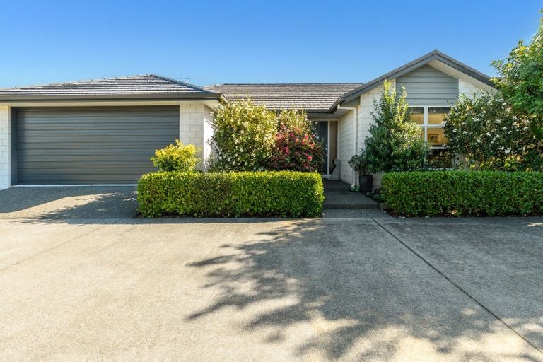Photo of property in 2 Calla Way, Matua, Tauranga, 3110