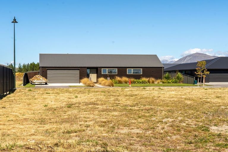 Photo of property in 35 Lakeland Avenue, Twizel, 7901