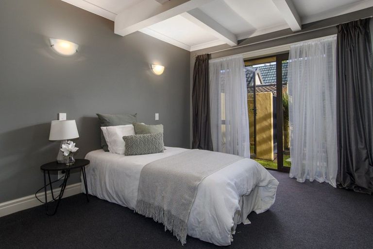 Photo of property in 5a Hinewa Road, Otumoetai, Tauranga, 3110