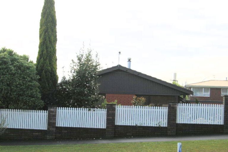 Photo of property in 57 Macdonald Road, Glenview, Hamilton, 3206