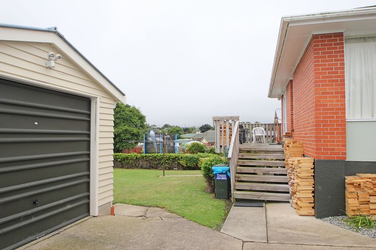 Photo of property in 16 Stoke Street, Oamaru, 9400