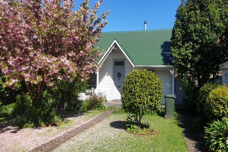 Photo of property in 215 Pomona Street, Strathern, Invercargill, 9812