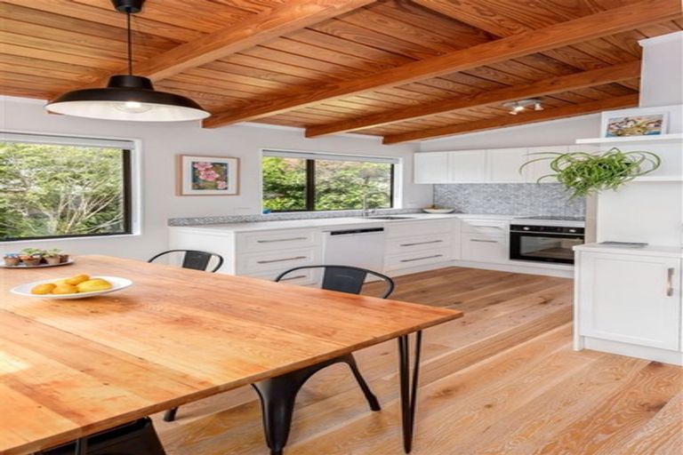 Photo of property in 2/56 Vincent Street, Howick, Auckland, 2014