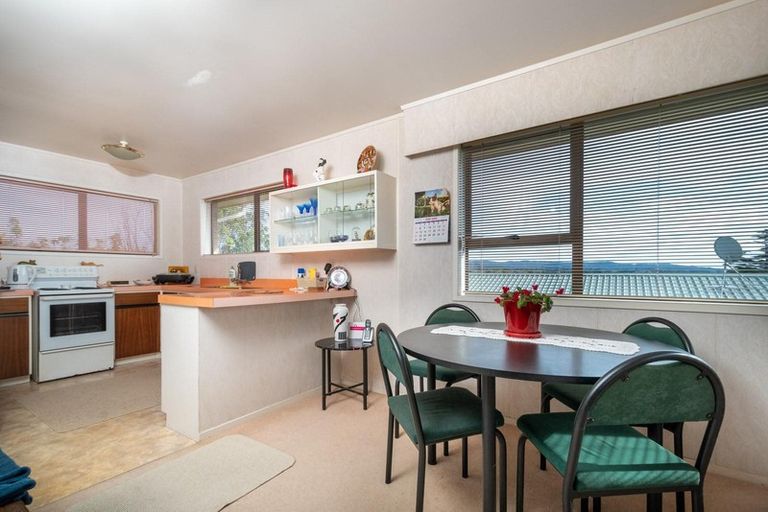 Photo of property in 7/9 Evans Road, Glen Eden, Auckland, 0602