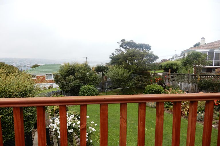 Photo of property in 23 Selwyn Street, South Hill, Oamaru, 9400