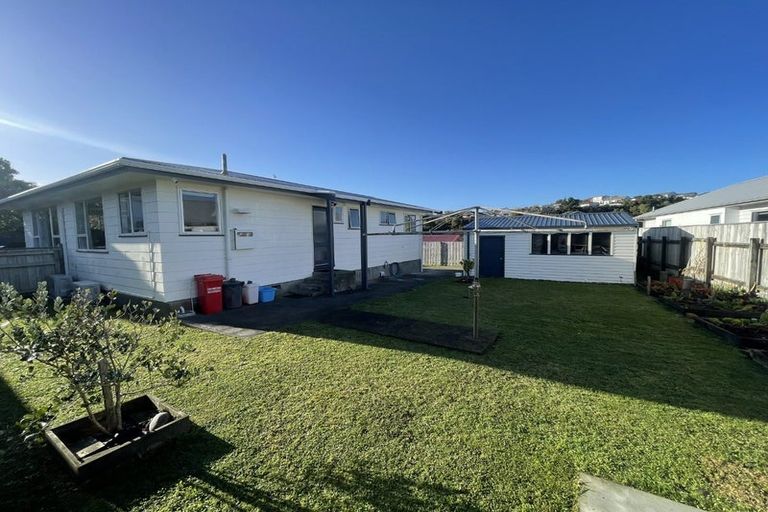 Photo of property in 7 Kaitangata Crescent, Kelson, Lower Hutt, 5010