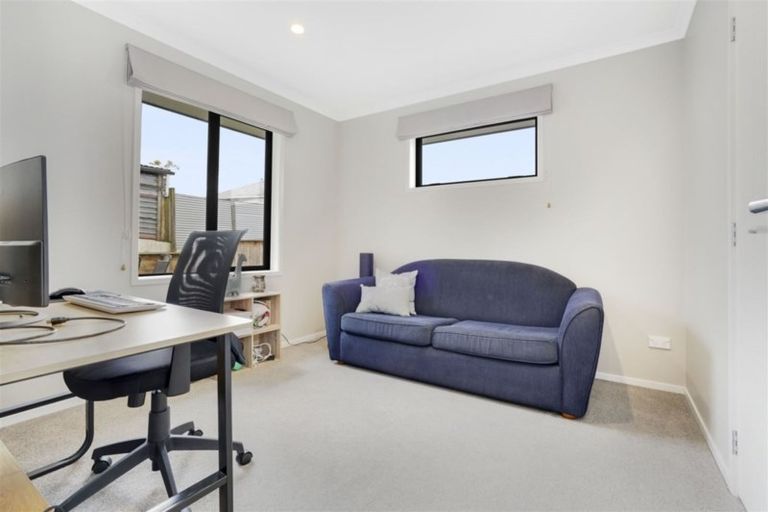 Photo of property in 3/142 Forest Lake Road, Forest Lake, Hamilton, 3200