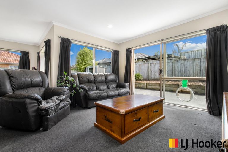 Photo of property in 15 Ribbonwood Close, Te Kauwhata, 3710