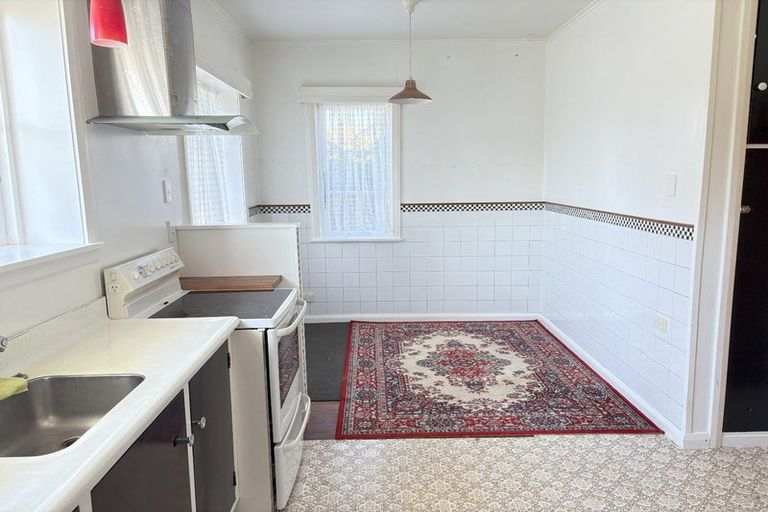 Photo of property in 85 Tirau Street, Putaruru, 3411