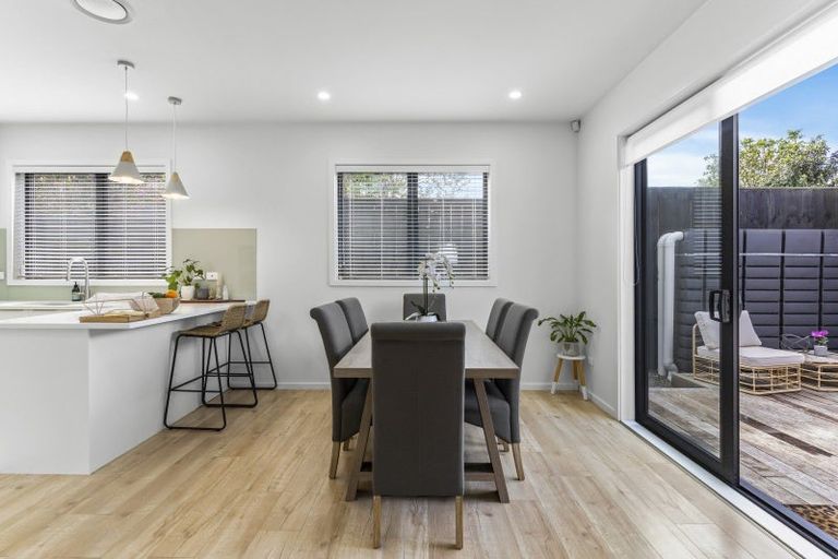 Photo of property in 29a Patons Road, Howick, Auckland, 2014