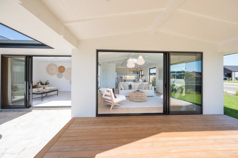 Photo of property in 1 Hallmark Drive, Hope, Richmond, 7020