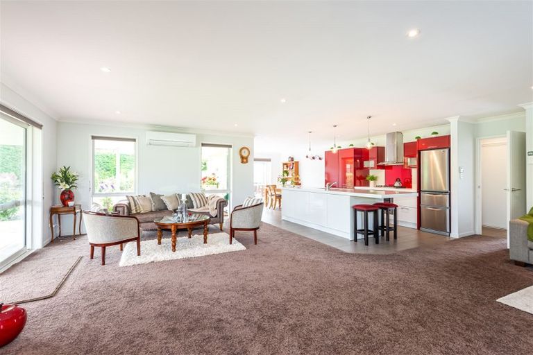 Photo of property in 2 Thornton Close, Leithfield, Amberley, 7481