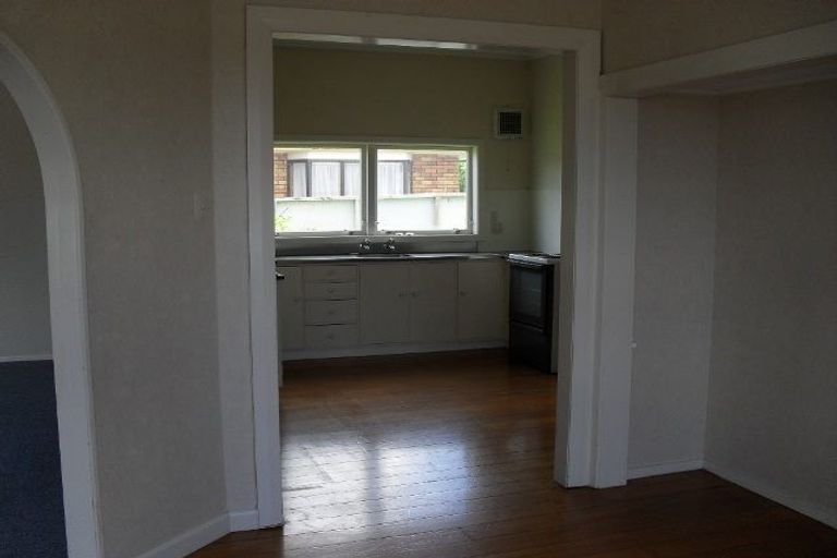 Photo of property in 493b Devonport Road, Tauranga South, Tauranga, 3112